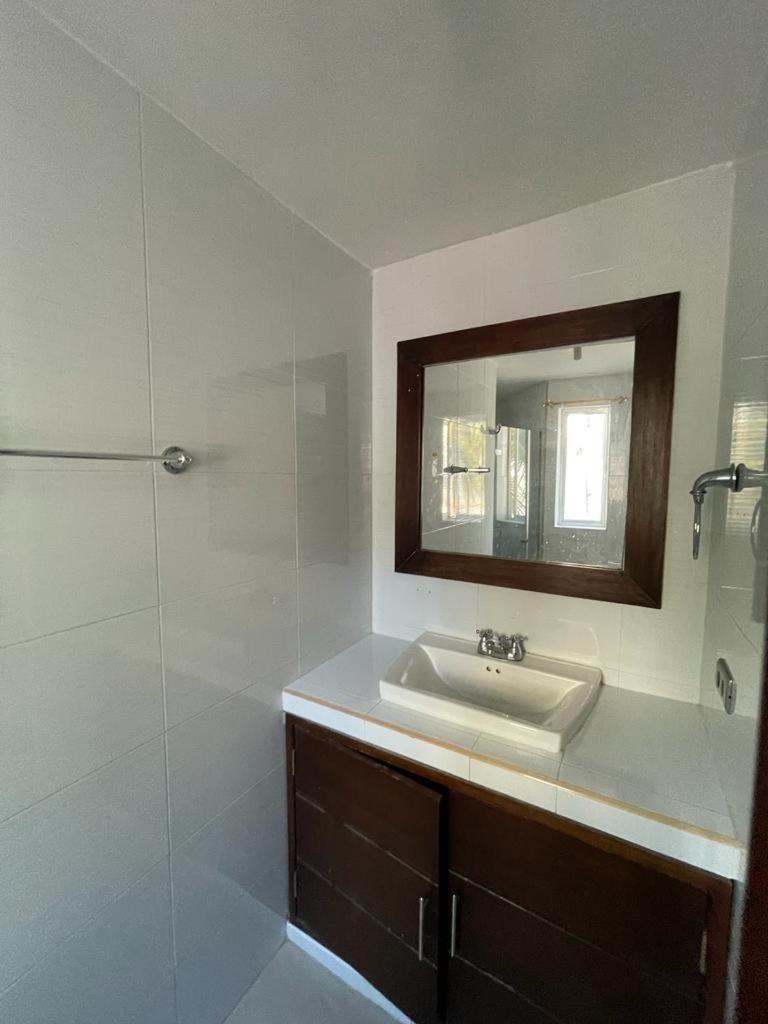 411 Hermoso En Rodadero Santa Marta (Magdalena)